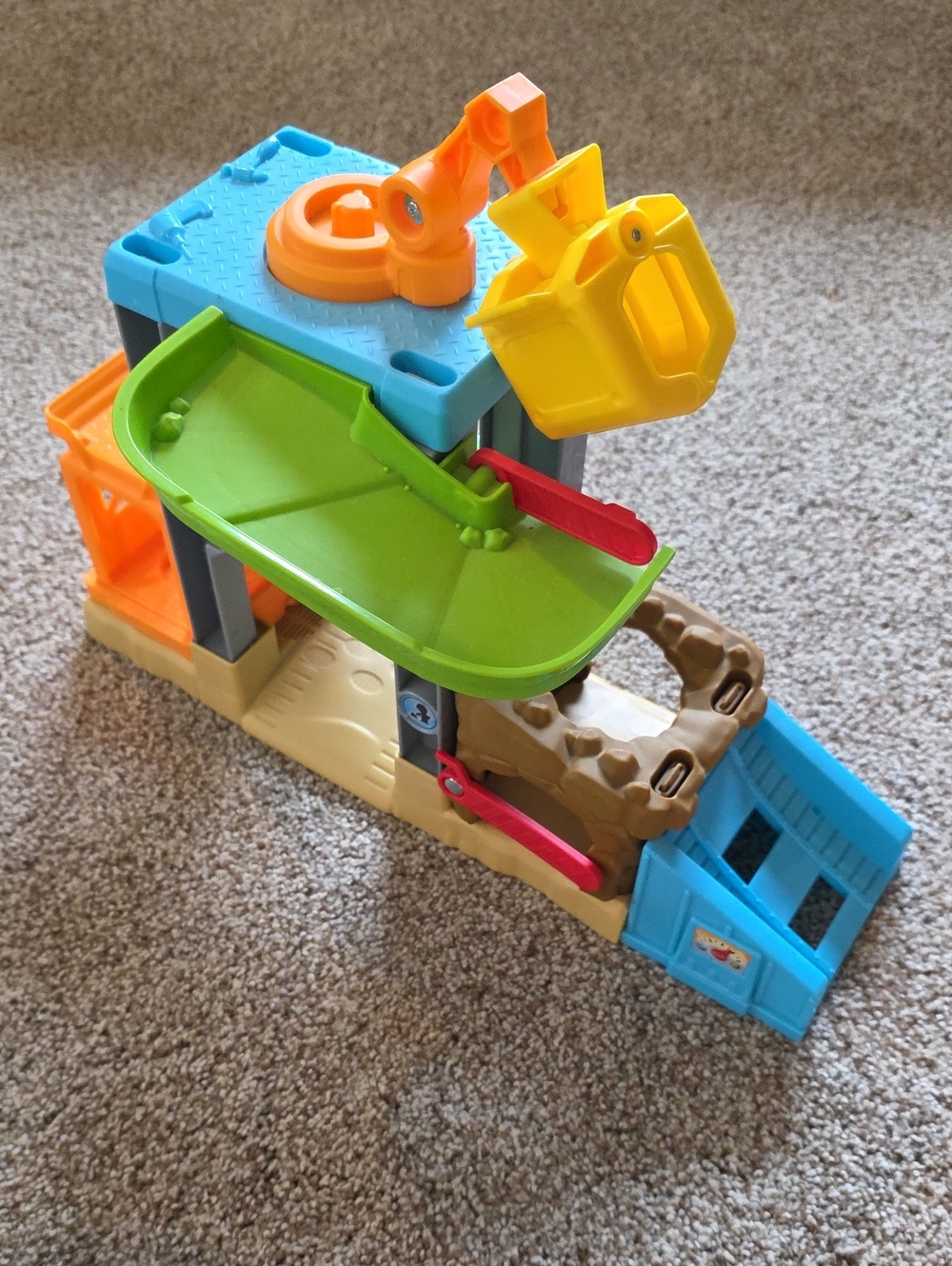 Fisher-Price Little People Load Up ‘n Learn Construction Site And Pick Up Truck - Picture 7 of 13